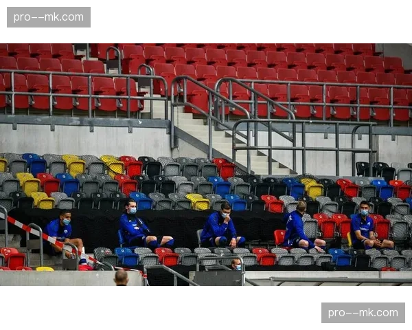 德甲会议讨论下赛季起进一步放宽球场站立看台区域限制